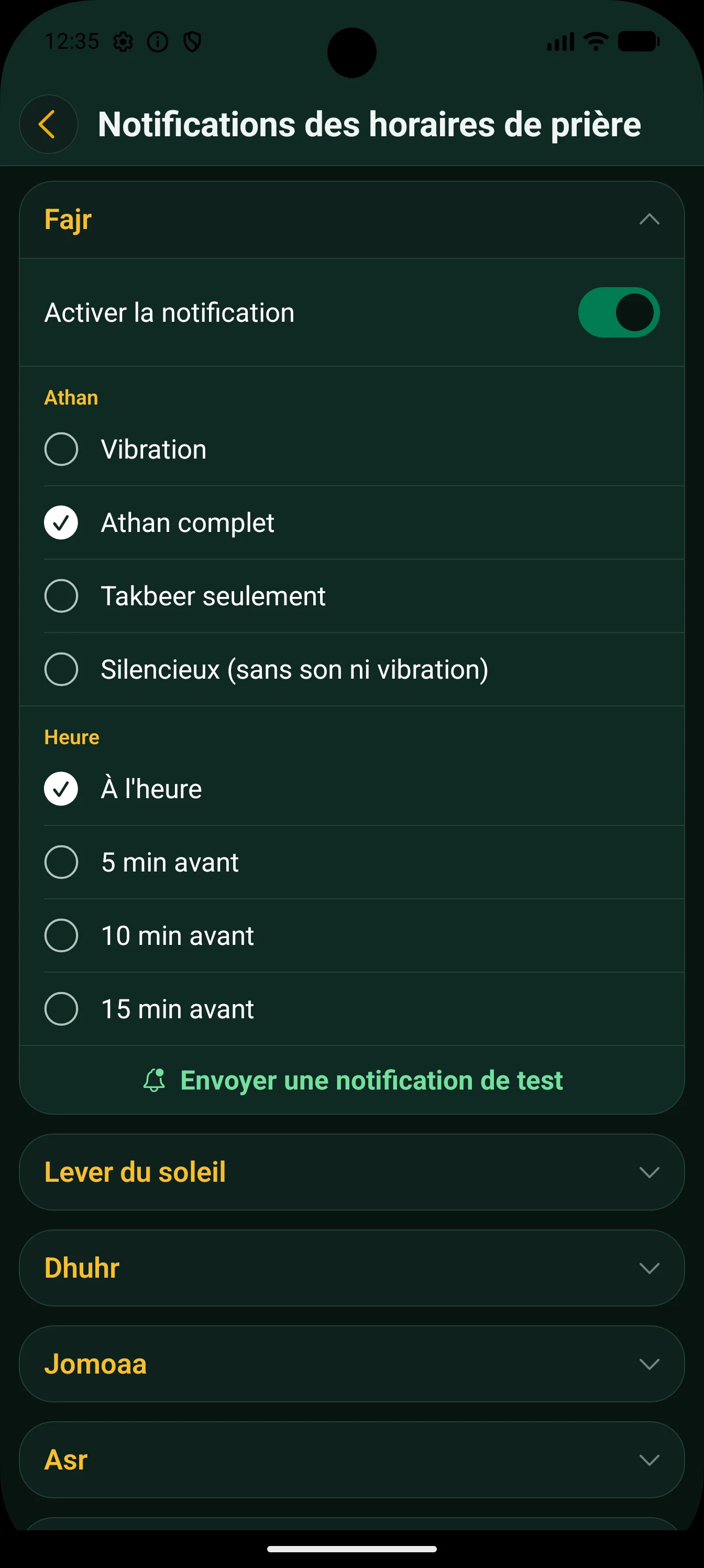 Réglage de la prière du Fajr sur Android : activer la notification, le mode (vibration, athan complet, takbeer seulement, silencieux) et l'avance (à l'heure, 5, 10 ou 15 minutes avant).