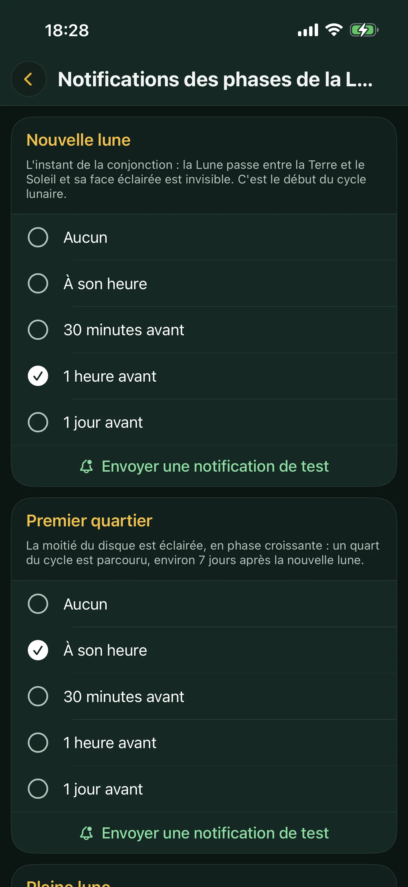 Notifications des phases de la Lune : une carte par phase, qui explique la phase puis propose Aucun, à son heure, 30 minutes, 1 heure ou 1 jour avant, avec un bouton de notification de test.