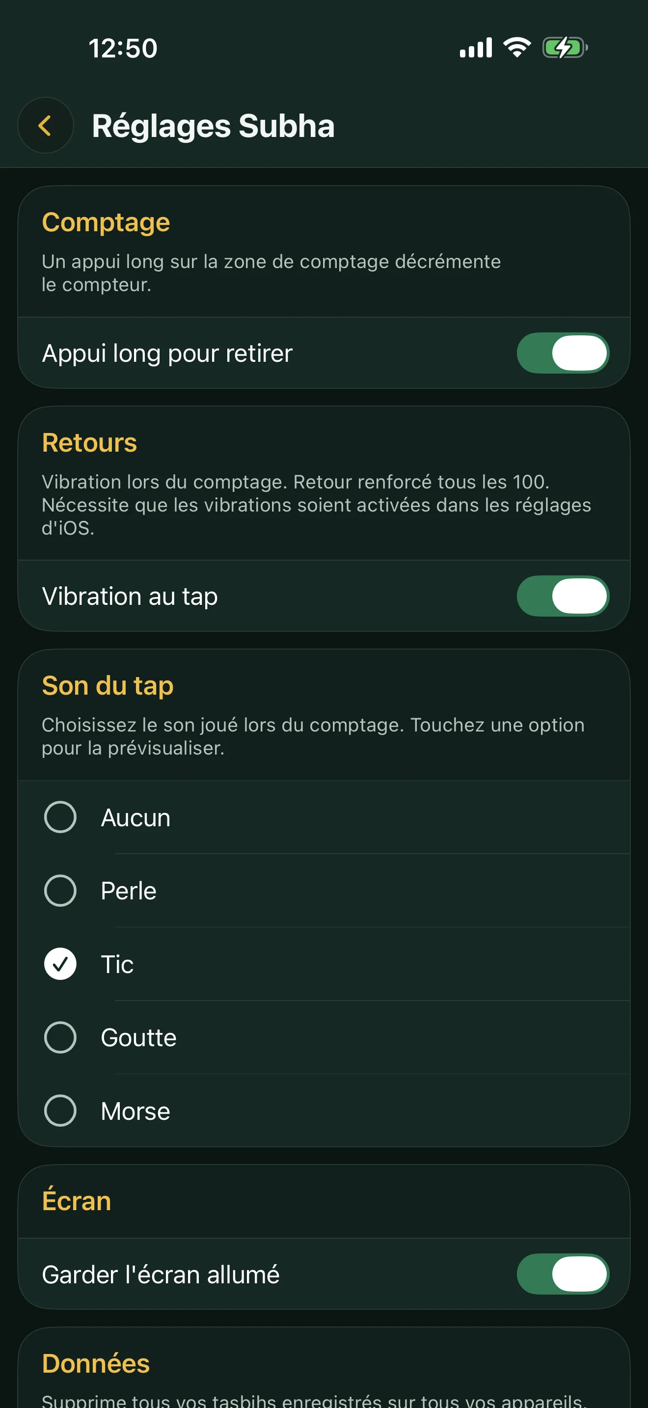 Réglages du Subha dans Alyacir : appui long pour retirer, vibration au tap, choix du son du comptage (Aucun, Perle, Tic, Goutte, Morse) et écran toujours allumé.